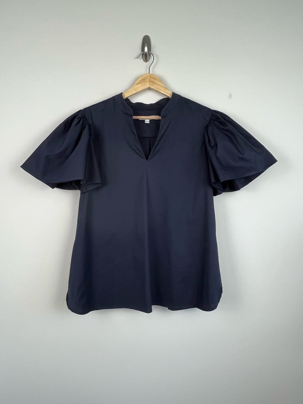Chico’s navy cotton nylon spandex ruffle flutter sleeve popover blouse, US 6.